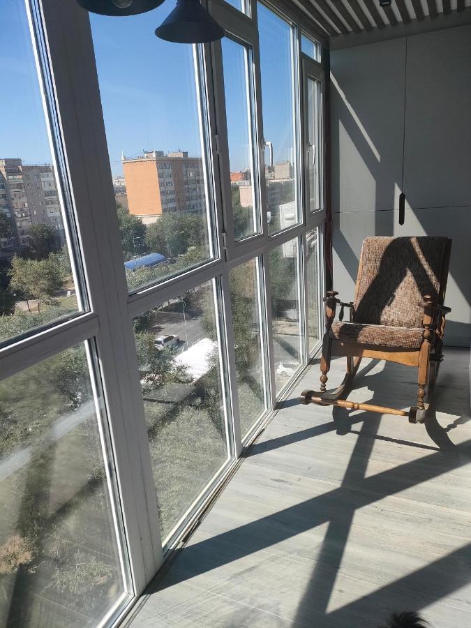 Двухкомнатная Квартира В Самом Центре Актобе Zewnętrze zdjęcie